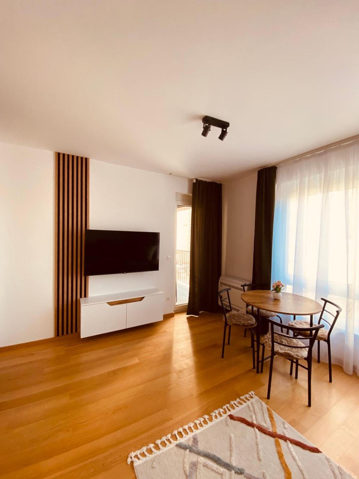 Apartment Bulevar B *